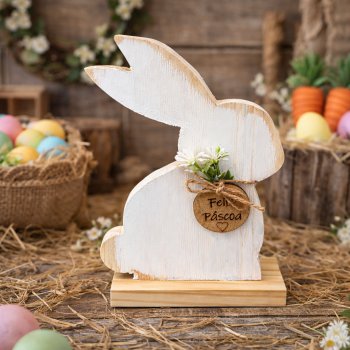 Coelho Rustico em Madeira